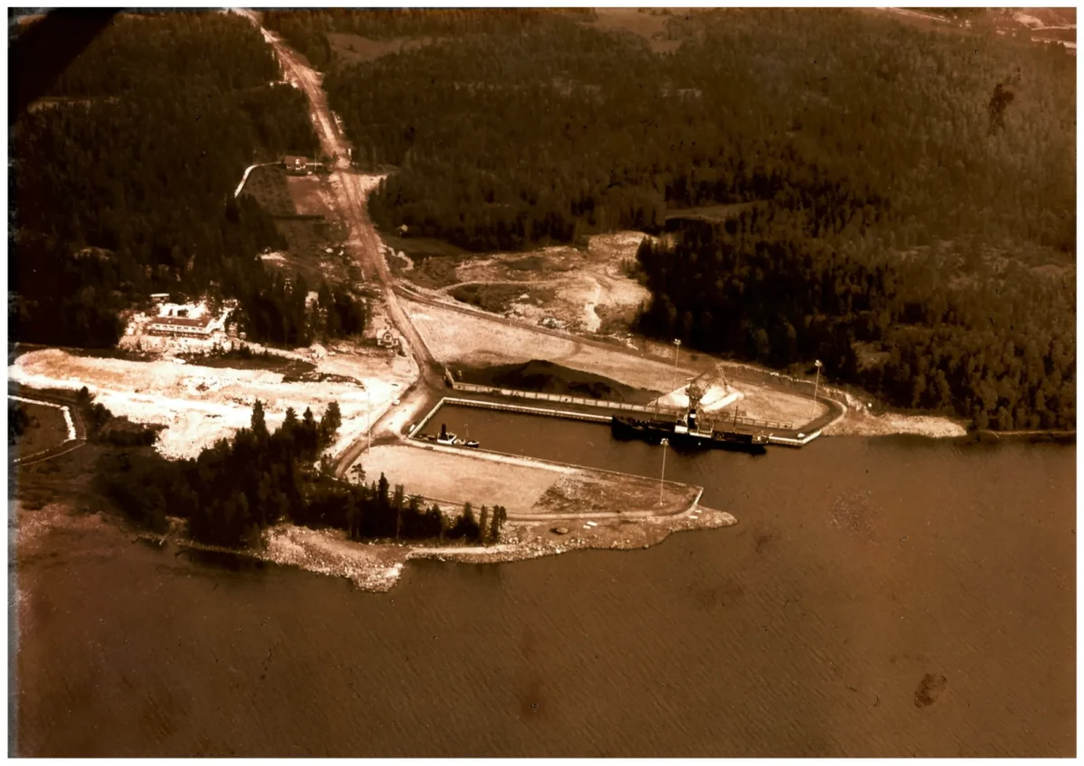 Satama valmis, 1963